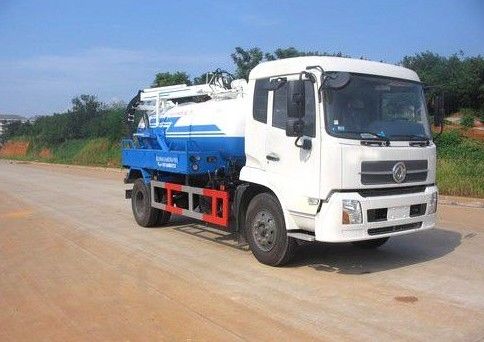 Trung Quốc Dễ dàng hoạt động nước thải Tanker Truck 10000L Công suất lớn với hiệu suất tốt nhà cung cấp